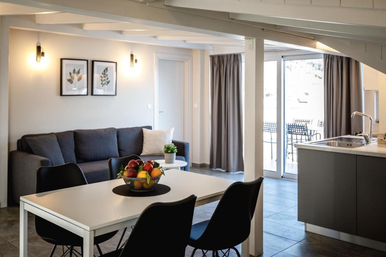 Gma - Luxury Loft Nafplioアパートメント エクステリア 写真